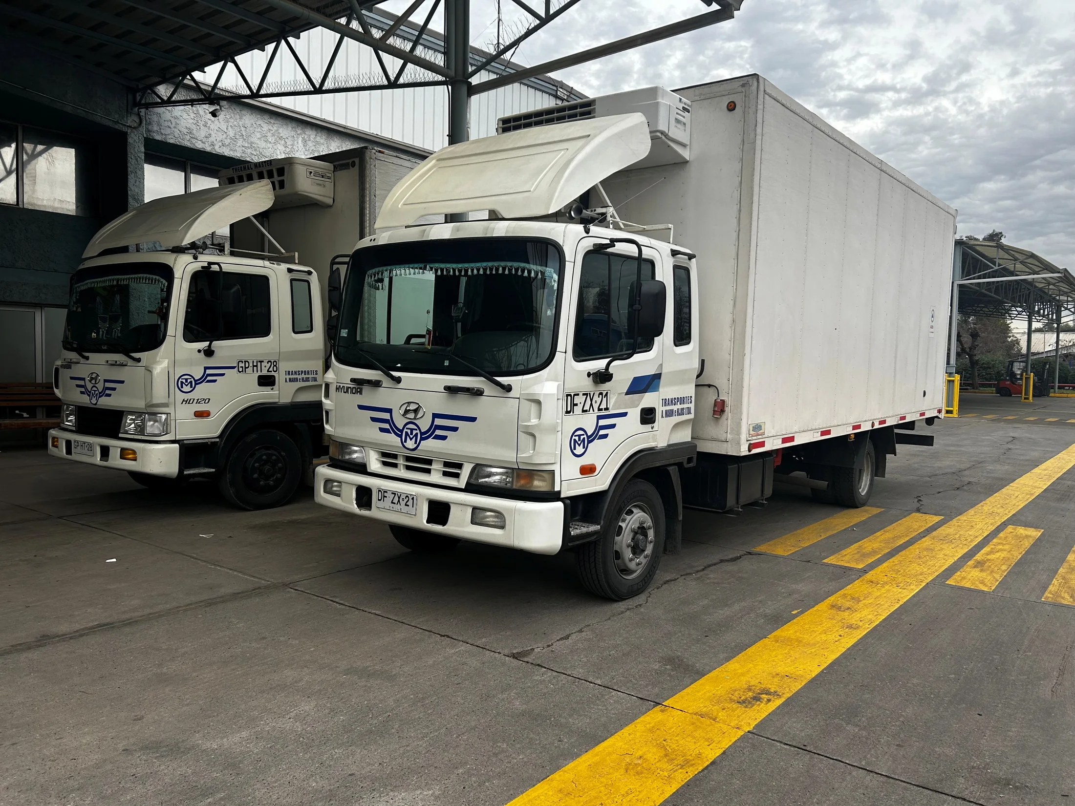 Camiones de 8 y 10 toneladas de Transportes A. Marín